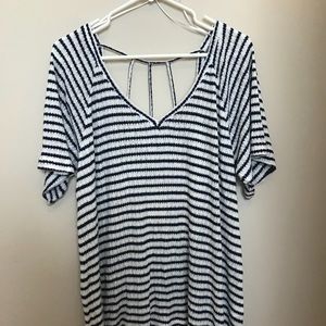 Luckybrand 1x top - white w/ navy stripes